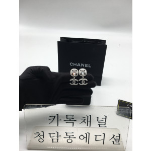 샤넬 chanel cc 다이아 귀걸이