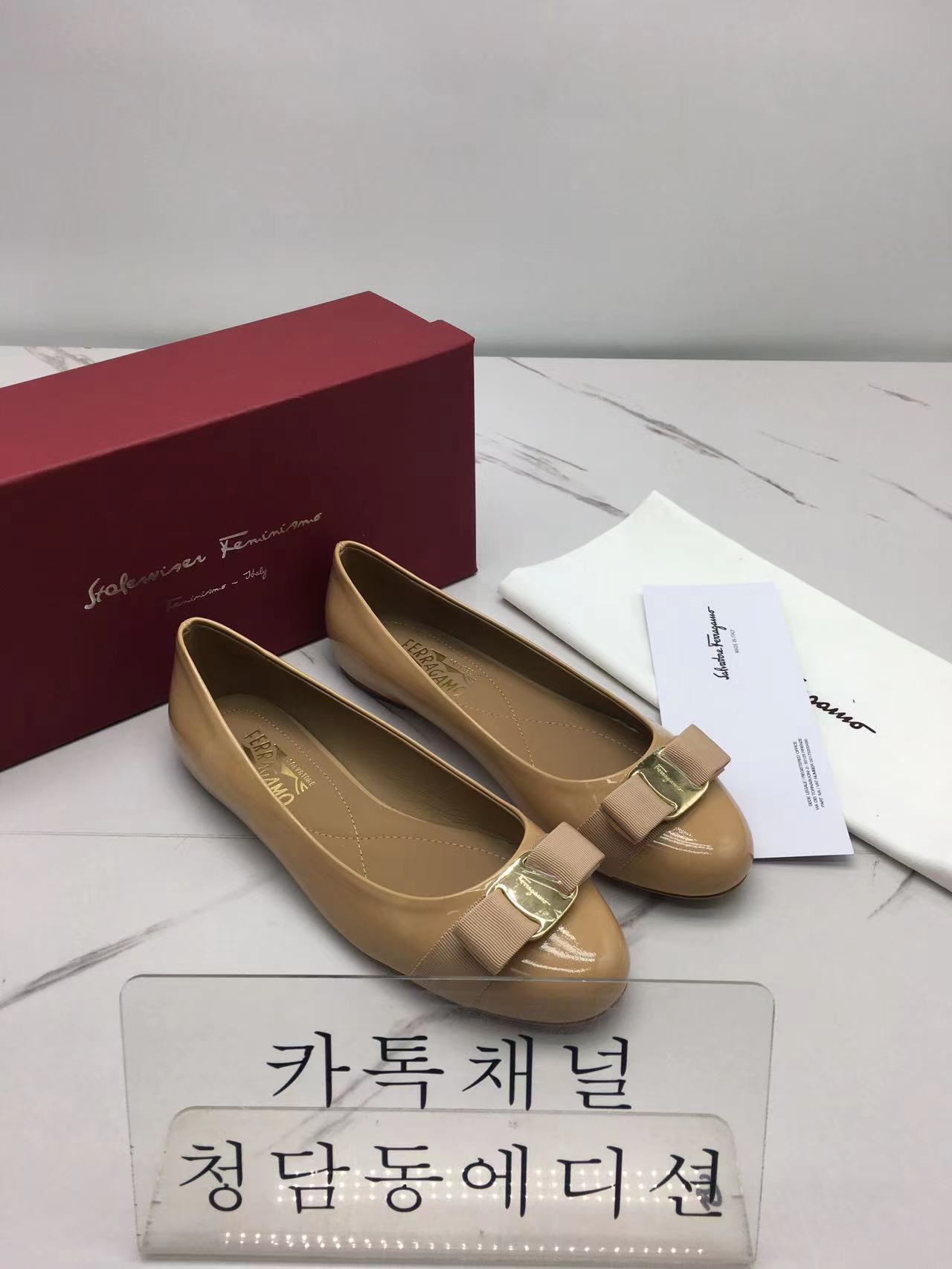 페레가모 바라보우 플랫슈즈 (굽1cm/굽3cm)