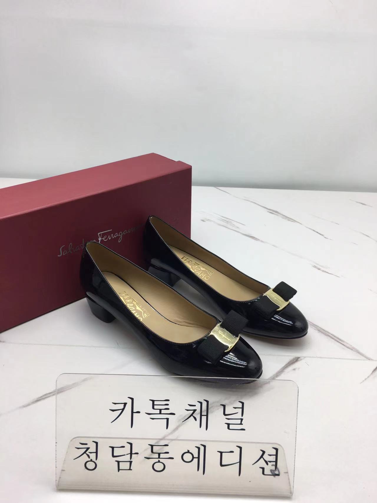 페레가모 바라보우 플랫슈즈 (굽1cm/굽3cm)