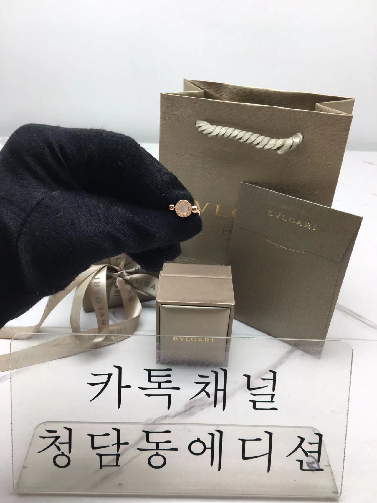 불가리 플립링 (화이트/블랙 양면) (v-gold 소재)