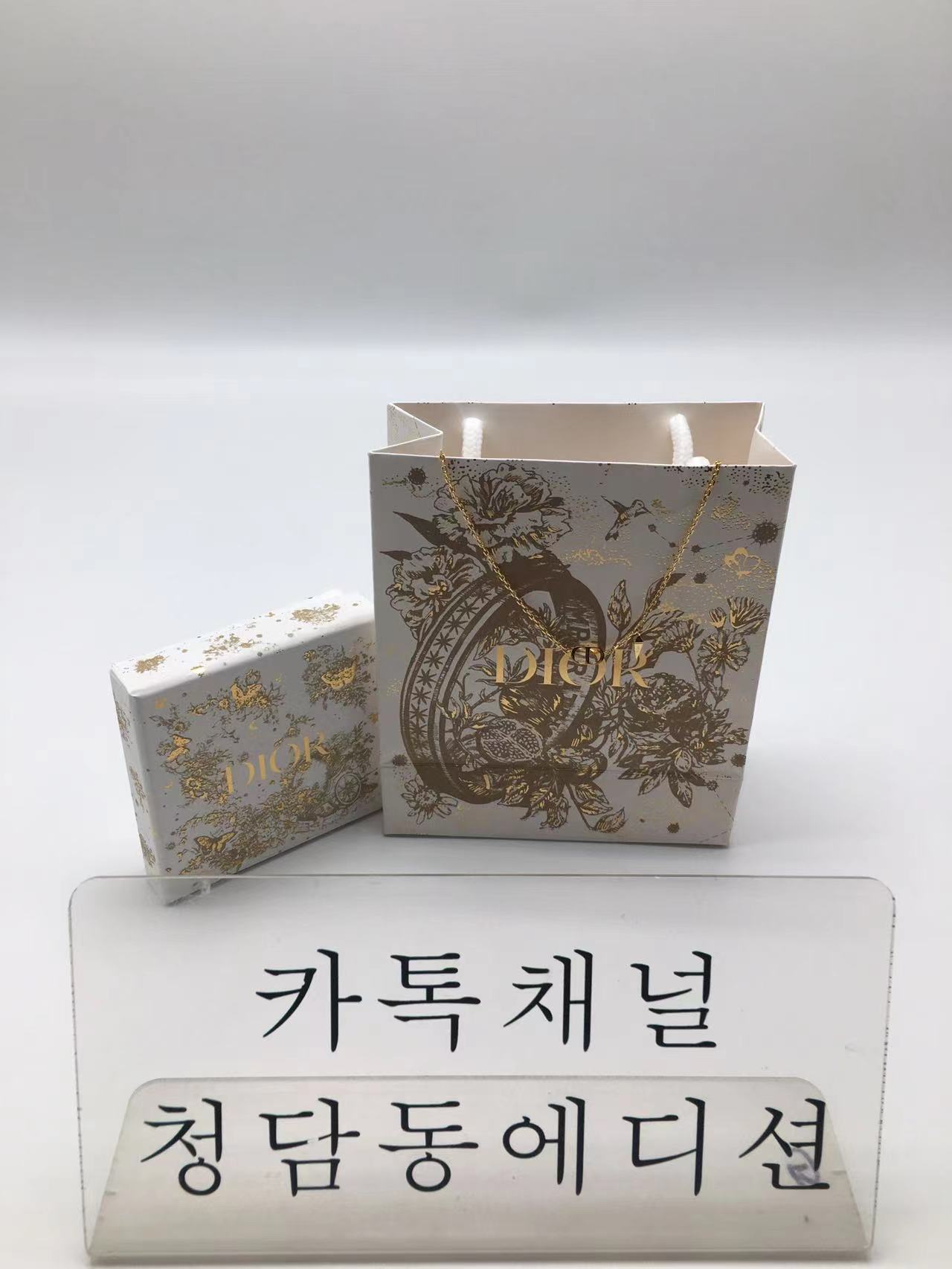 디올 cd 목걸이